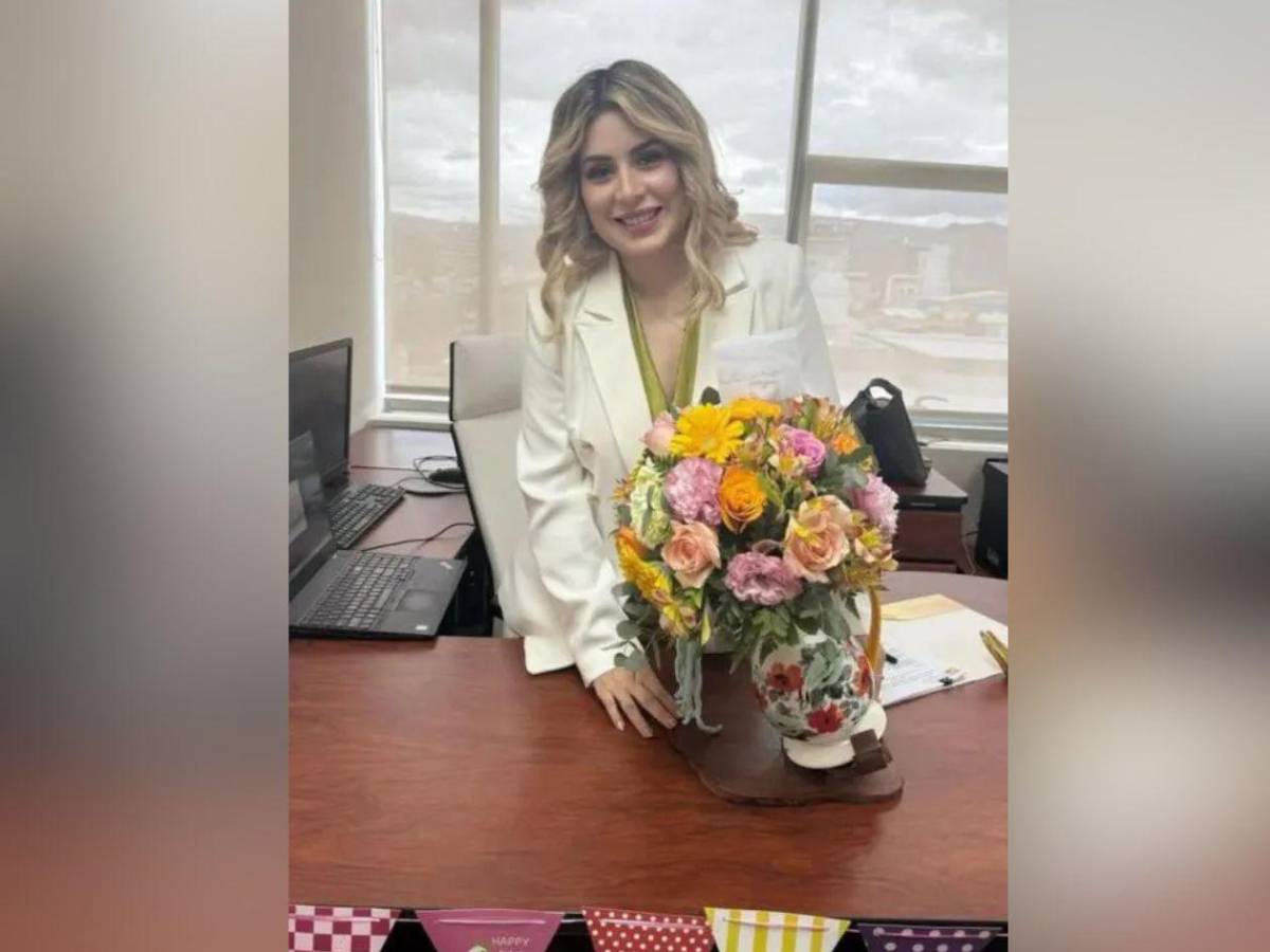 ¿Quién es Suyen Muñoz Rivera y por qué renunció a su cargo?