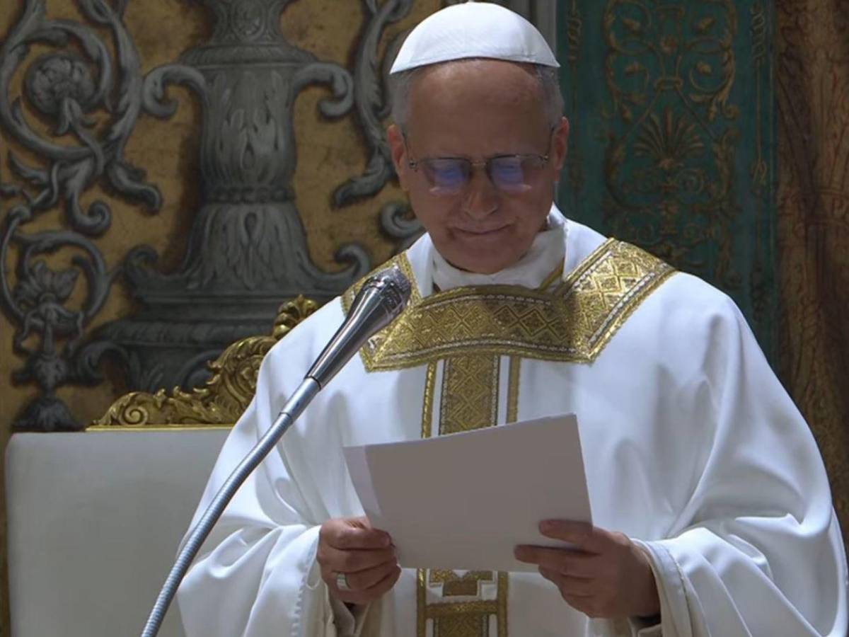 León XIV saluda a las madres, pide alto al fuego en Gaza y fin a la guerra en Ucrania