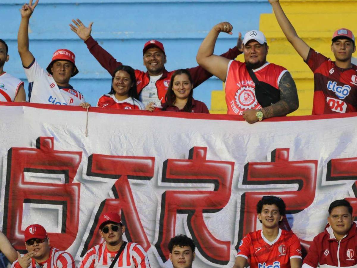 Olimpia genera ambientazo en el Chelato Uclés previo a partido contra Real Estelí