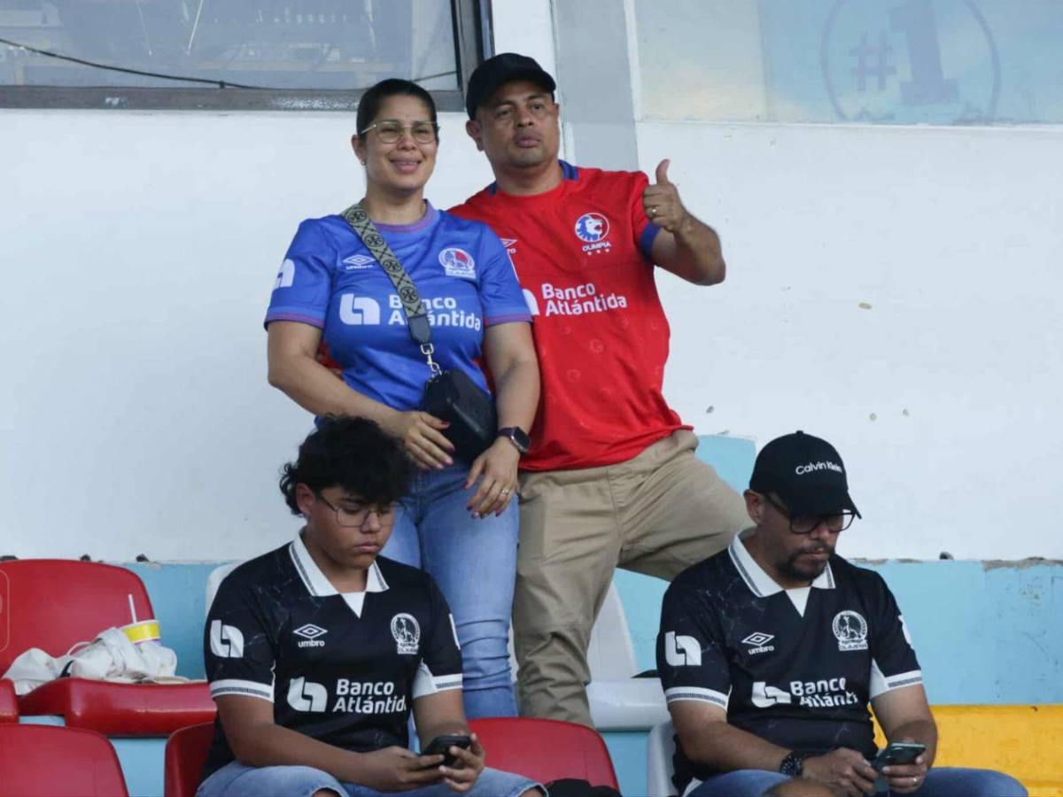 Fotos: gran ambiente, chicas e infiltrados en el Olimpia vs Platense