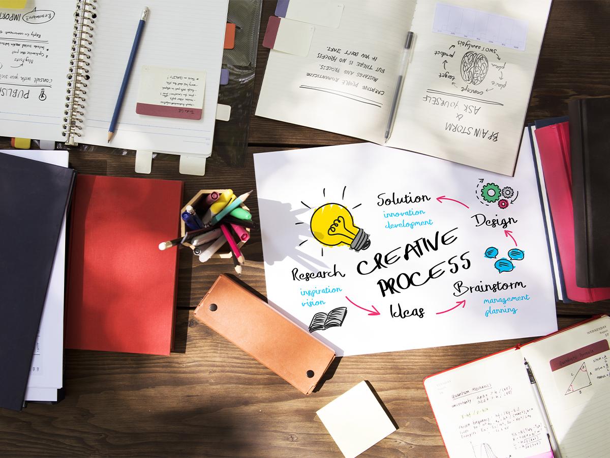 La consistencia y la creatividad son esenciales para atraer y retener a la audiencia a través del storytelling.