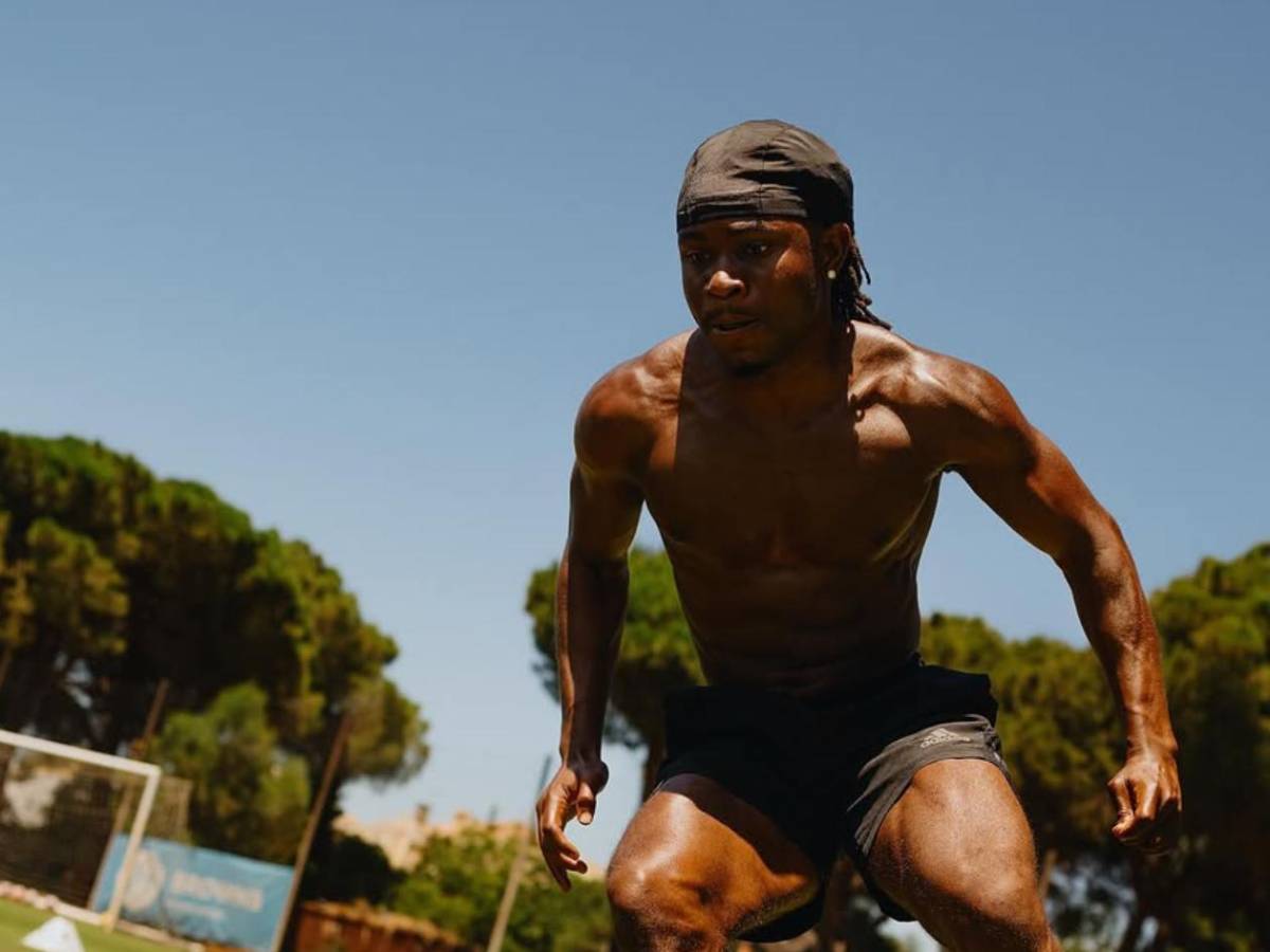 Dibu jugará en histórico club, Barcelona elige a crack, Rodrygo toma decisión, se cae fichaje de forma insólita