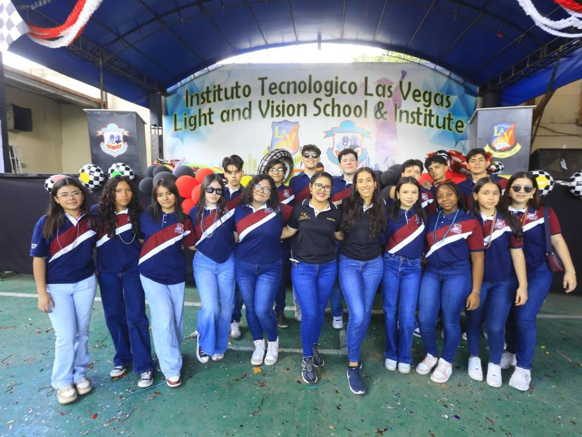 Seniors de Light and Vision celebran su entrada