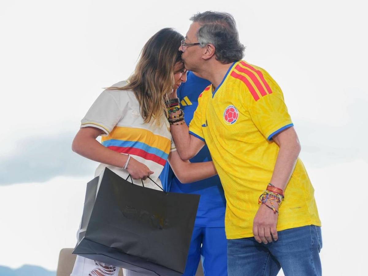 James Rodríguez protagoniza escándalo en Colombia: Tan machito con una niña...