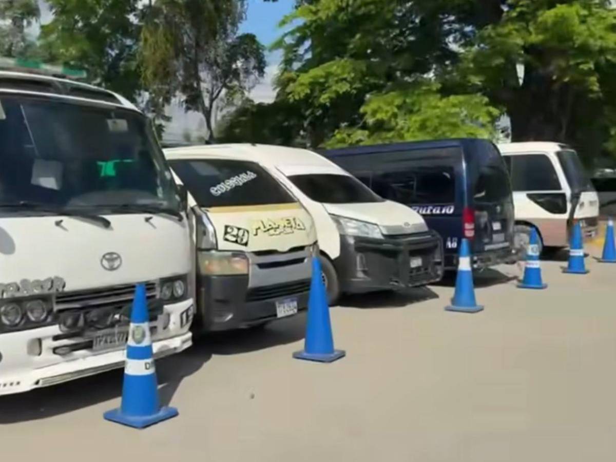 Decomisan 40 autobuses en San Pedro Sula: conductores sin licencia y menores al volante