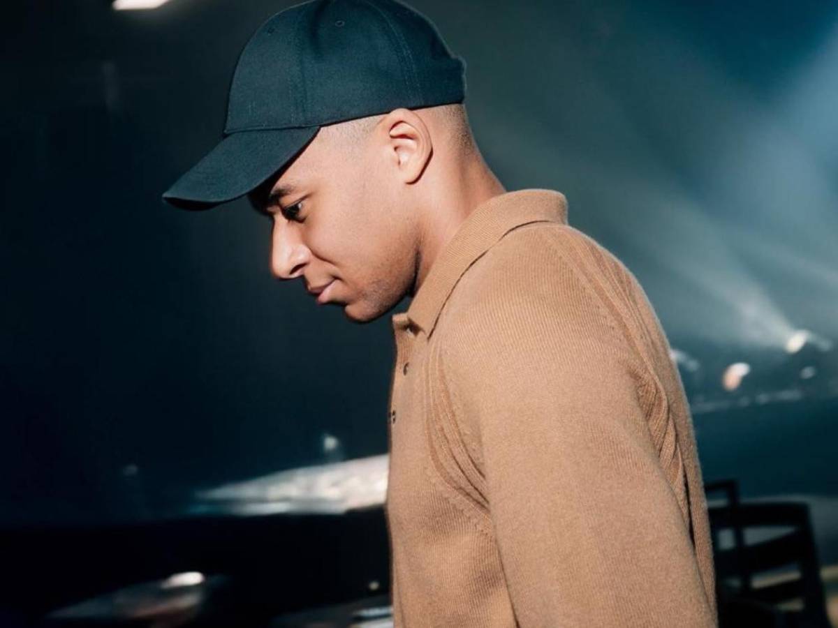 Mbappé es investigado tras pagarle a cinco policías: Esta cantidad les dio por curiosa razón