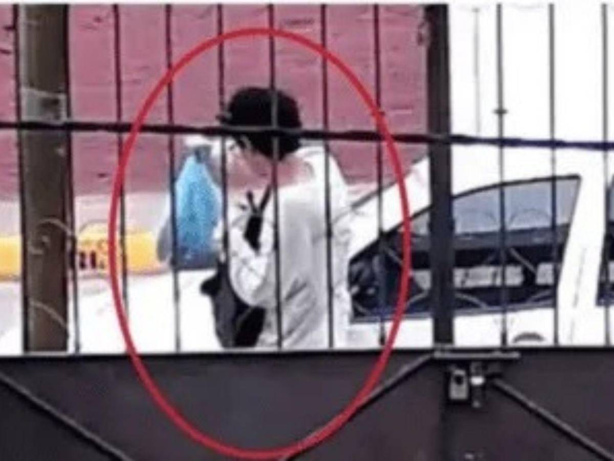 ‘Tíralo en algún canal’: escalofriantes mensajes revelan cómo pareja planeó abandonar a su bebé