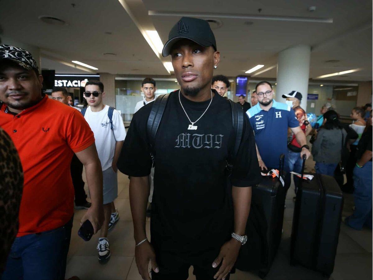 Supremo apareció y sorprendió a legionario; furor y así llegó Choco Lozano