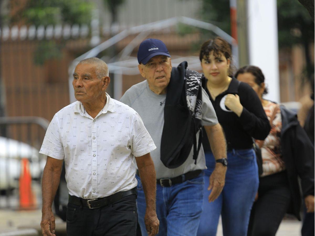 Adultos mayores en Honduras recibirán nuevos descuentos en servicios básicos