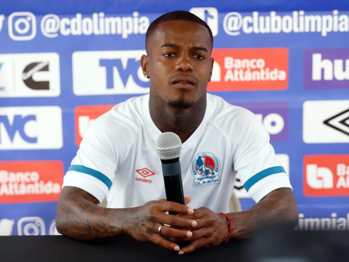 Edwin Solano revela el porqué no juega regularmente en el Olimpia