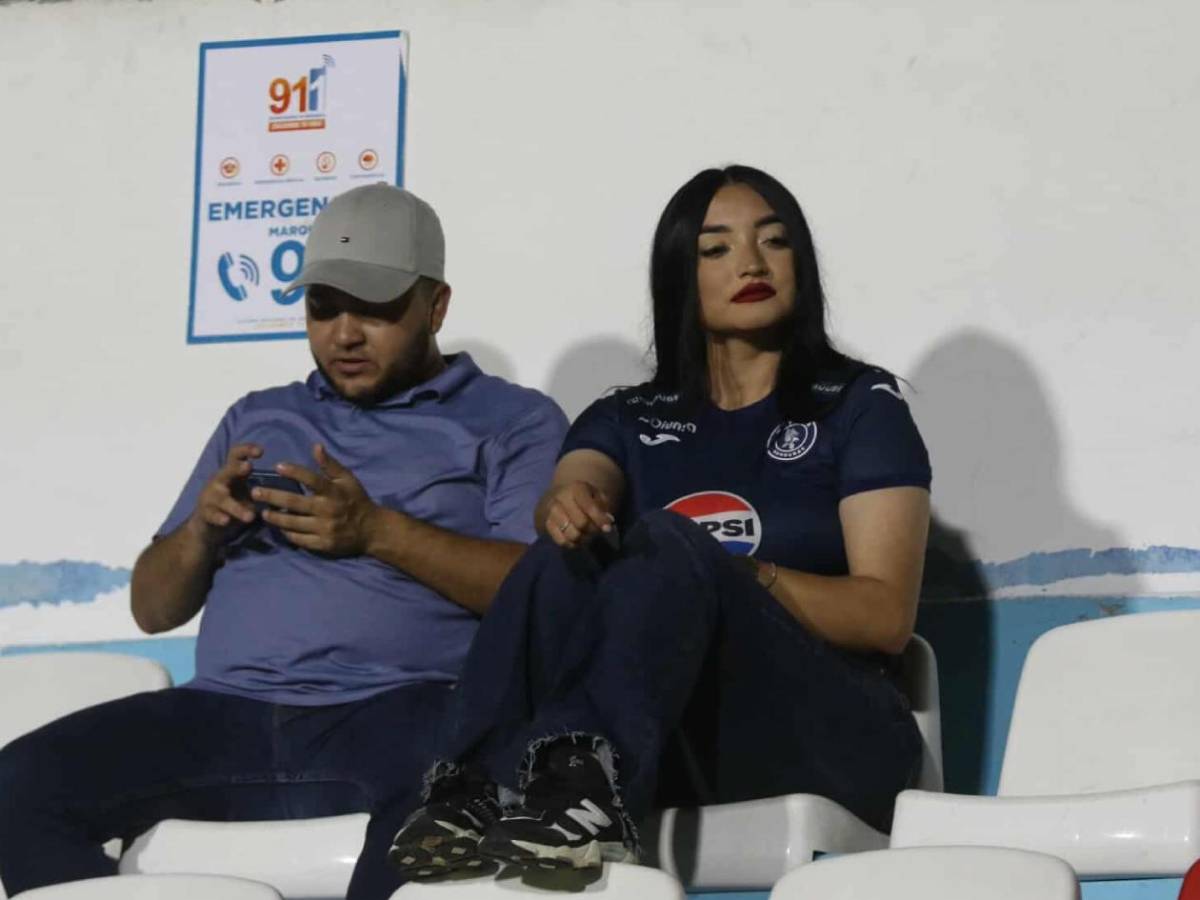 Amargura del Motagua, futbolista en pleno TikTok, bella infiltrada y diputado presente