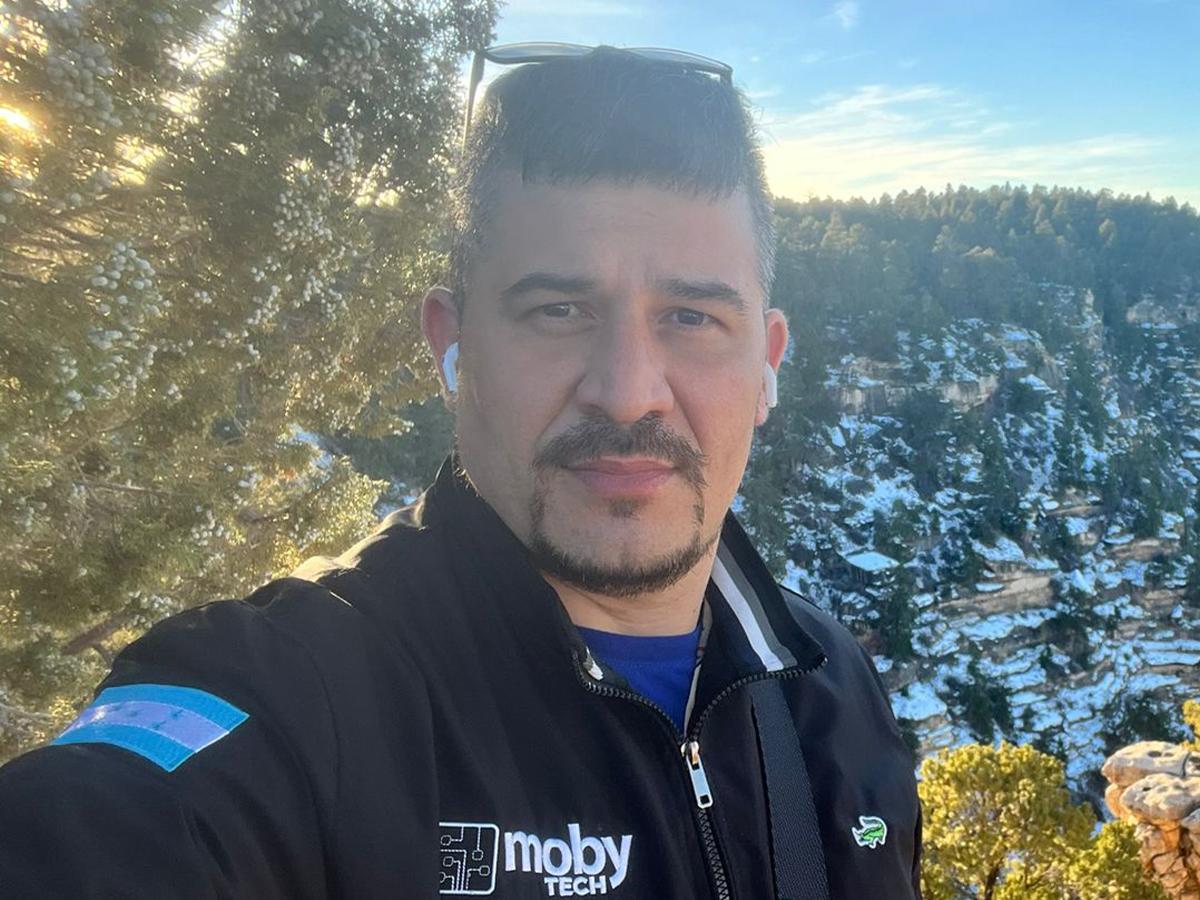 Luis Teruel, propietario de Moby Tech, invita a los hondureños a que confien en los servicios que ofrecen.