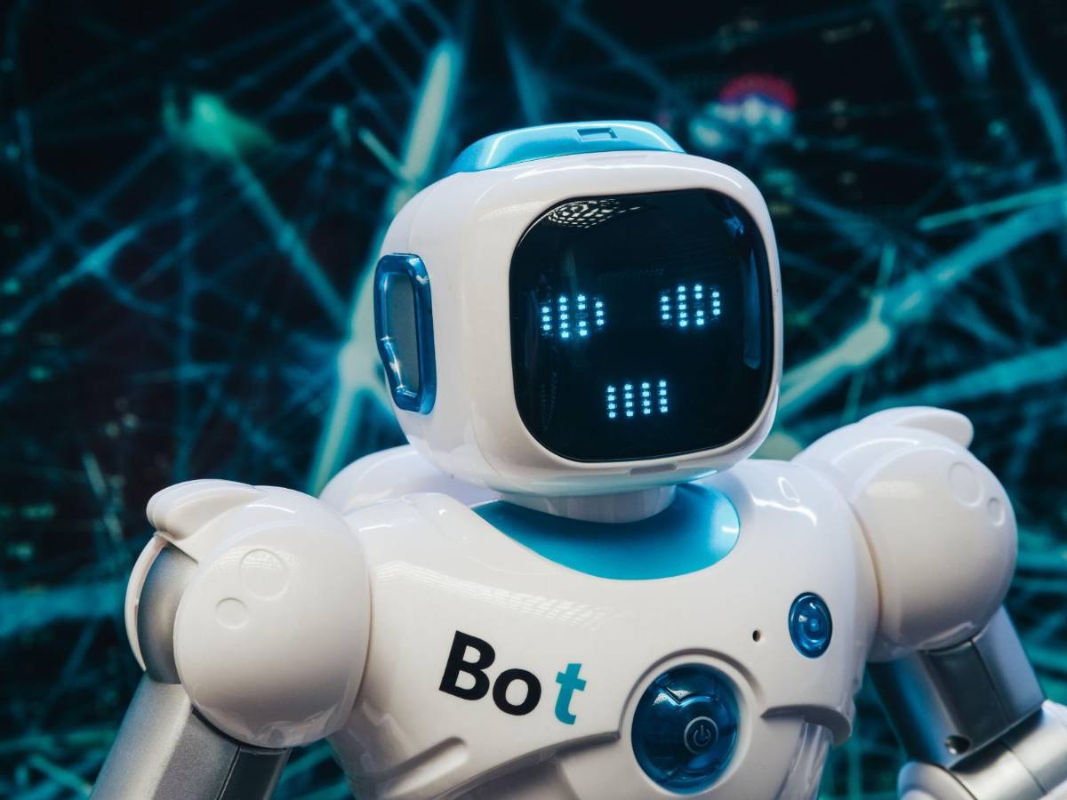 ¿Rebelión de las máquinas? Una IA de OpenAI hackeó otra plataforma durante una prueba