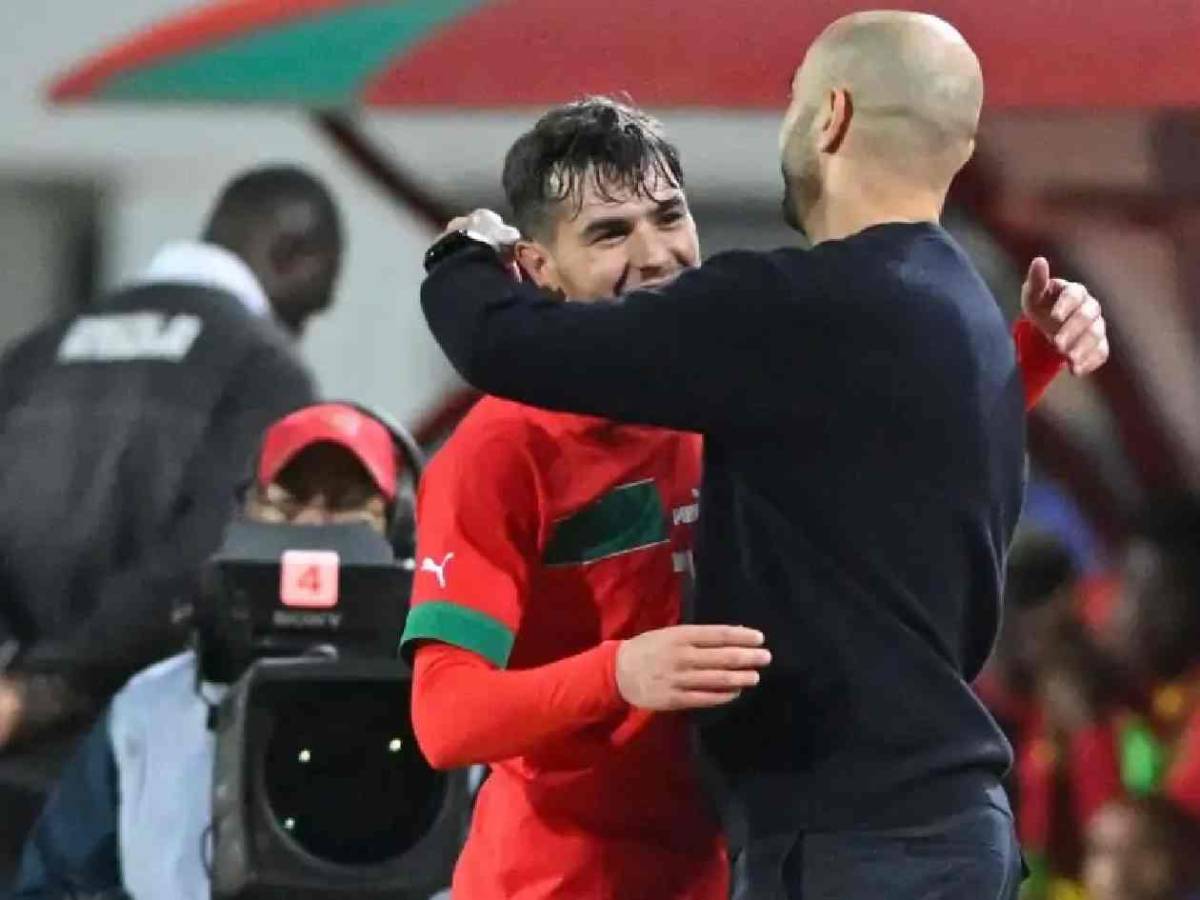 Despiden a técnico antes del Mundial 2026: buscan a Xavi y esta es su respuesta