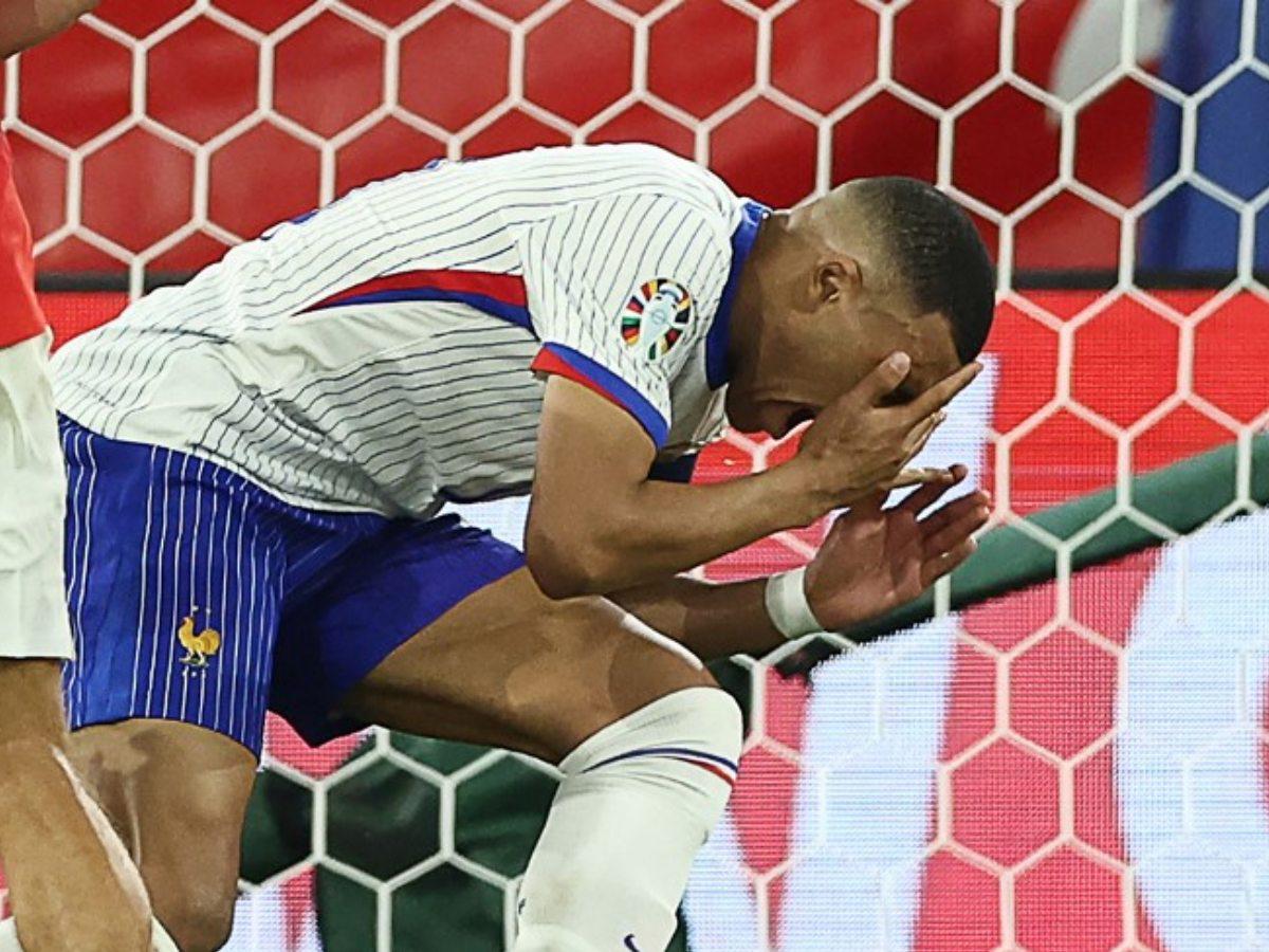 Mbappé: Francia brinda preocupante información sobre su estrella