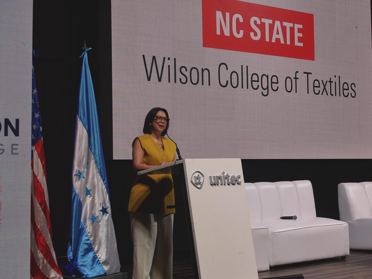 Rosalpina Rodríguez, presidenta y rectora de UNITEC.