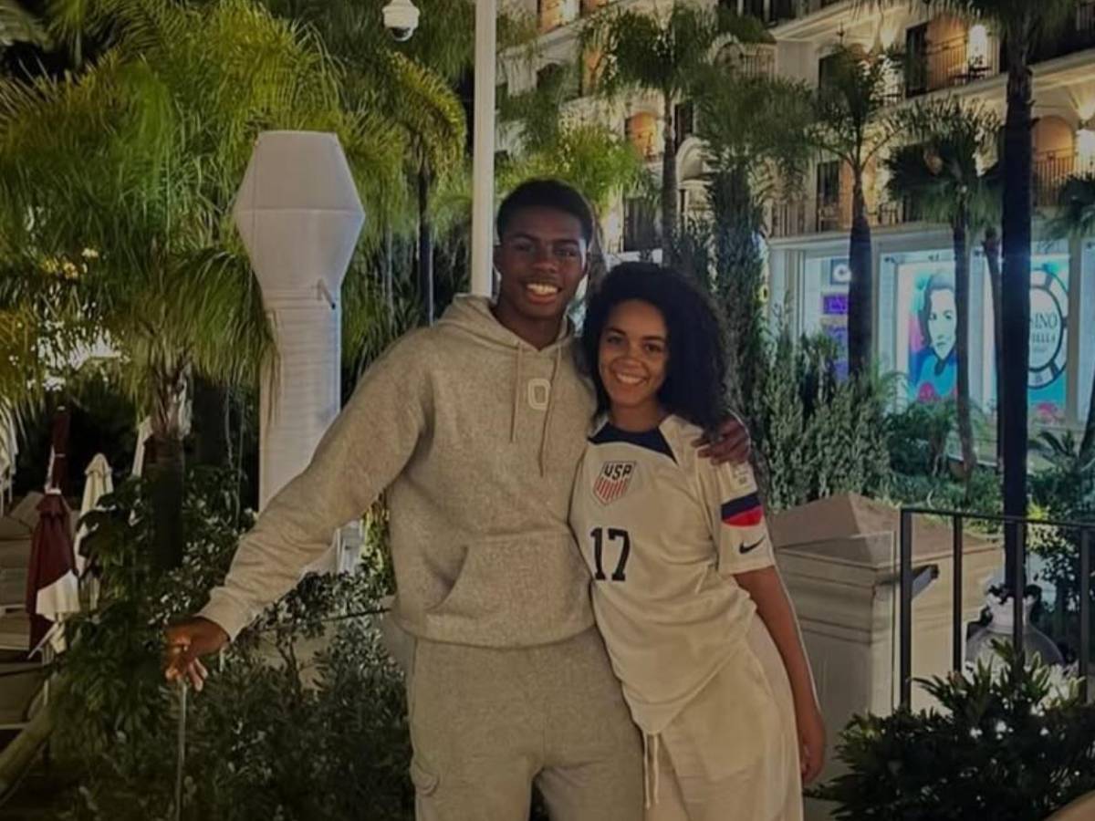 Novia de Keyrol Figueroa reacciona tras convocatoria por Liverpool:¿quién es ella?