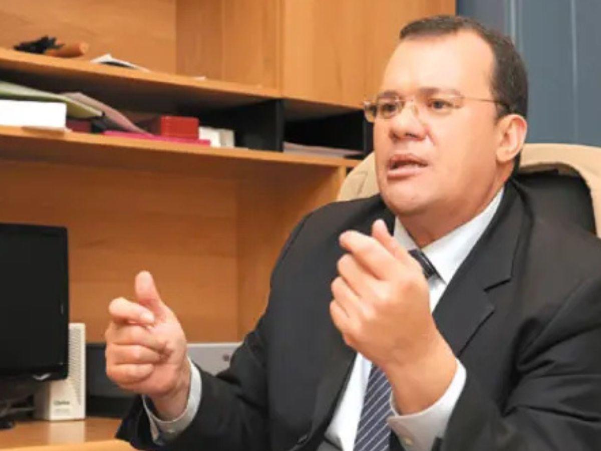 Renato Álvarez anuncia la fecha de su retiro de la televisión