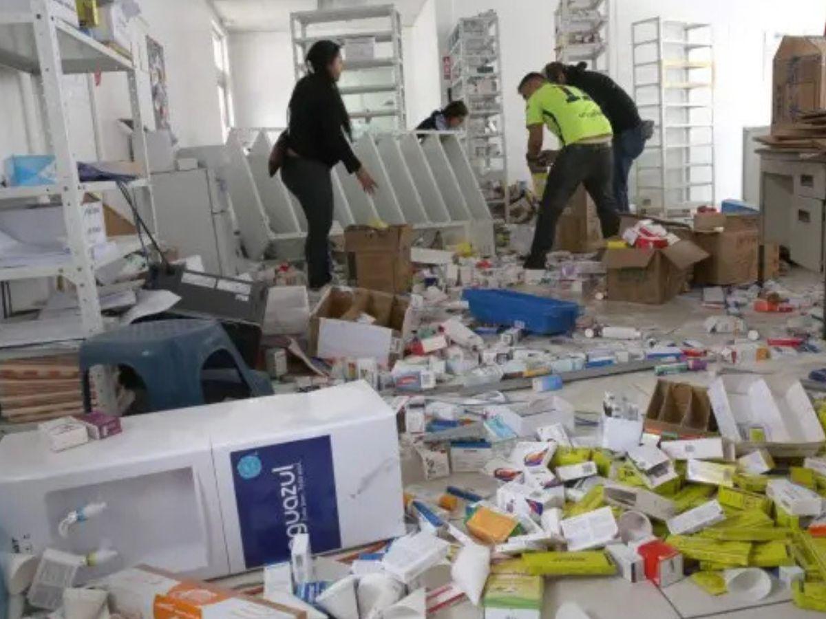 Sampedranos protegen sus negocios con láminas antes de las elecciones generales