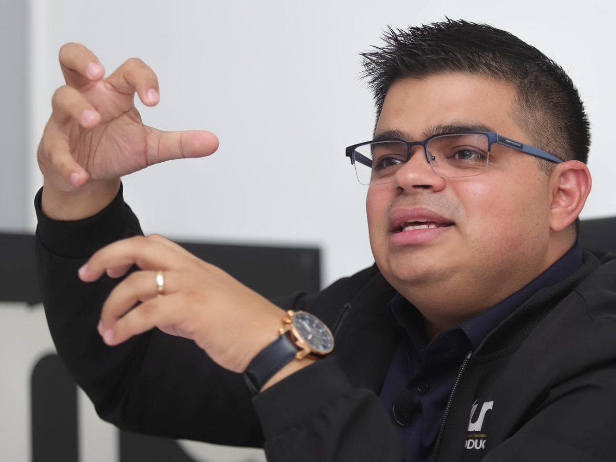 Rely Maradiaga se confiesa: Primer salario, salida de TVC y futuro,¿irá a otra televisora?