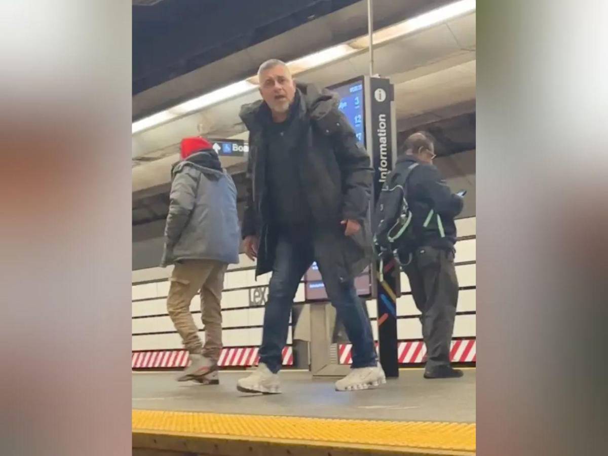Hondureño es acusado: muere veterano empujado a las vías del metro en Nueva York