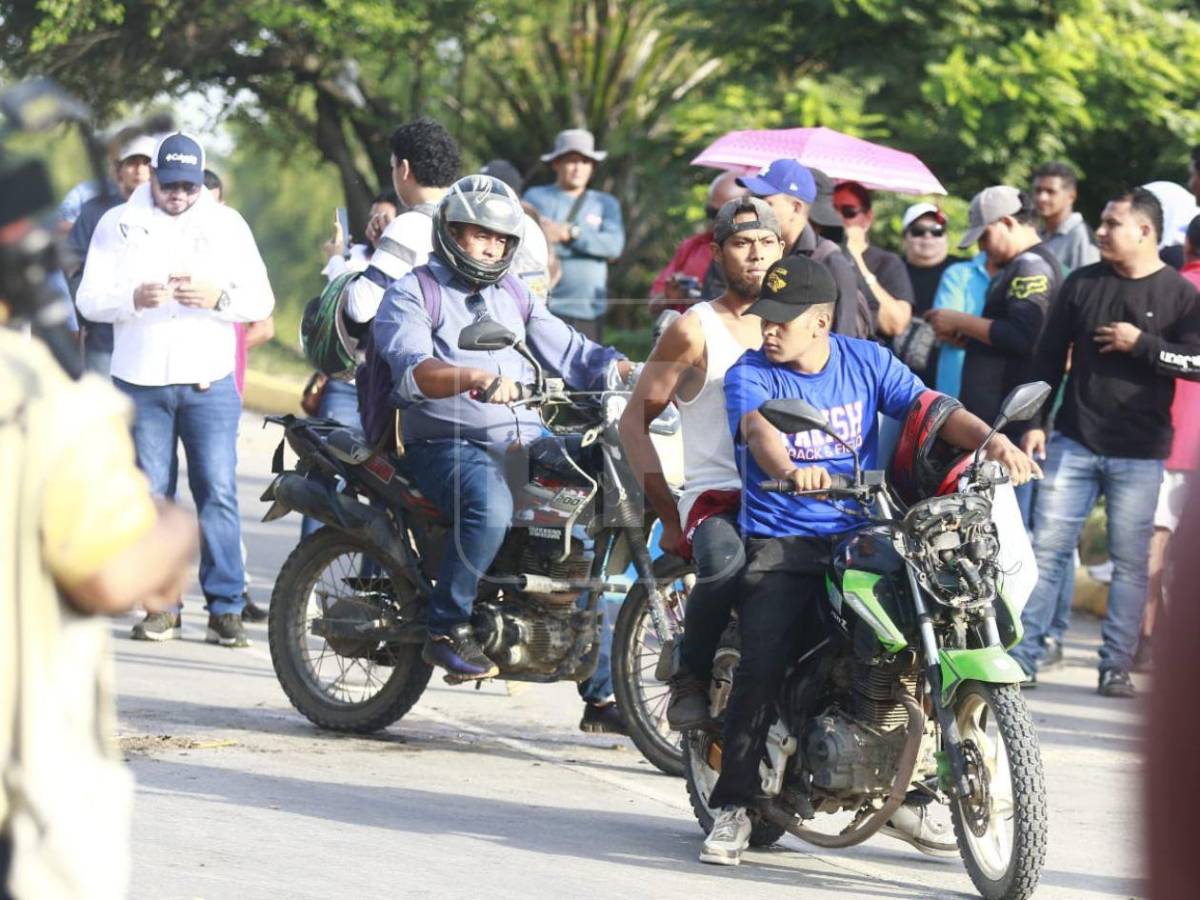 Las imágenes del desalojo de manifestantes en El Progreso, Yoro