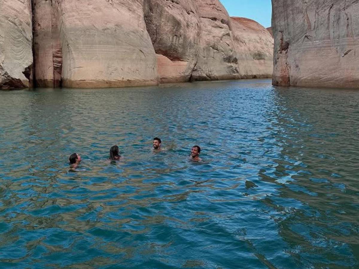 Piqué causa revuelo: Por esta razón publicó fotos con Clara dos años después