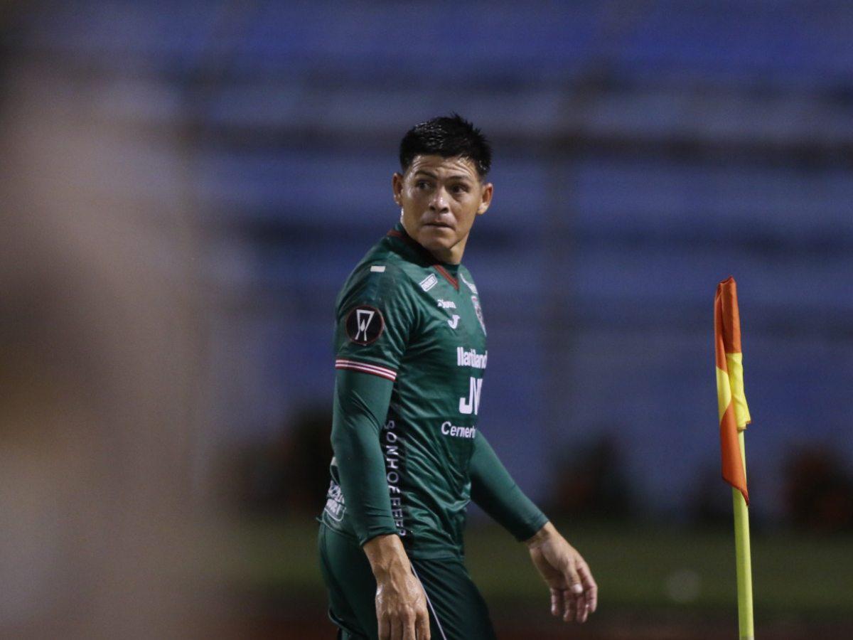 Francisco Martínez sufrió su primera expulsión y así reaccionó la afición del Marathón