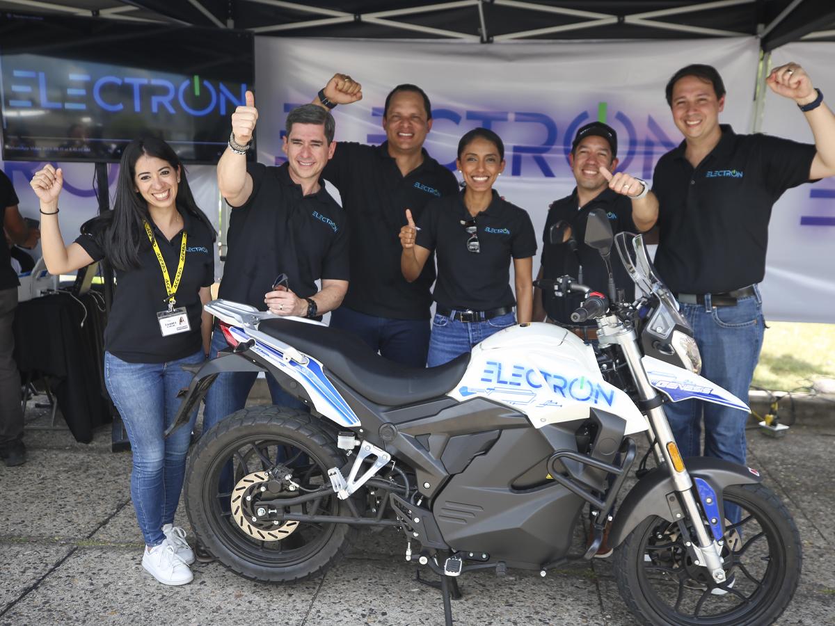 Motomundo da un paso hacia el futuro y arranca con las pruebas de sus motos eléctricas Electron