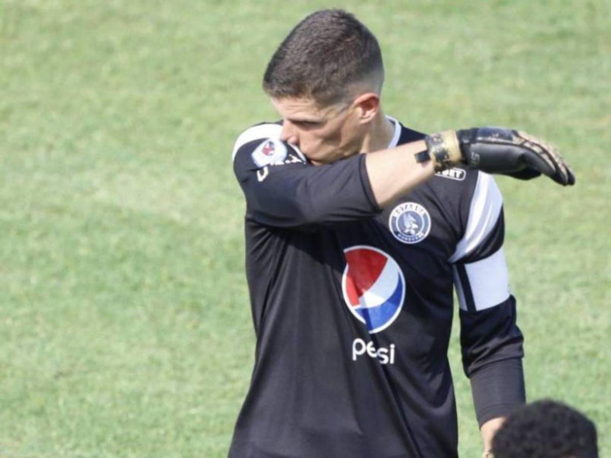 Motagua da de baja a Jonathan Rougier y así reacciona la esposa del portero