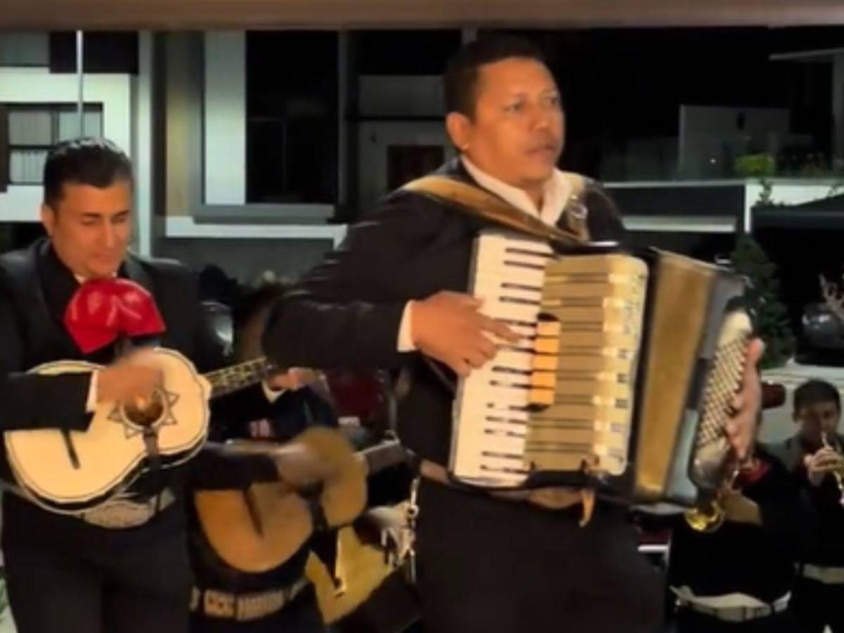 Milagro Flores sorprende con inesperado acto en su fiesta de cumpleaños