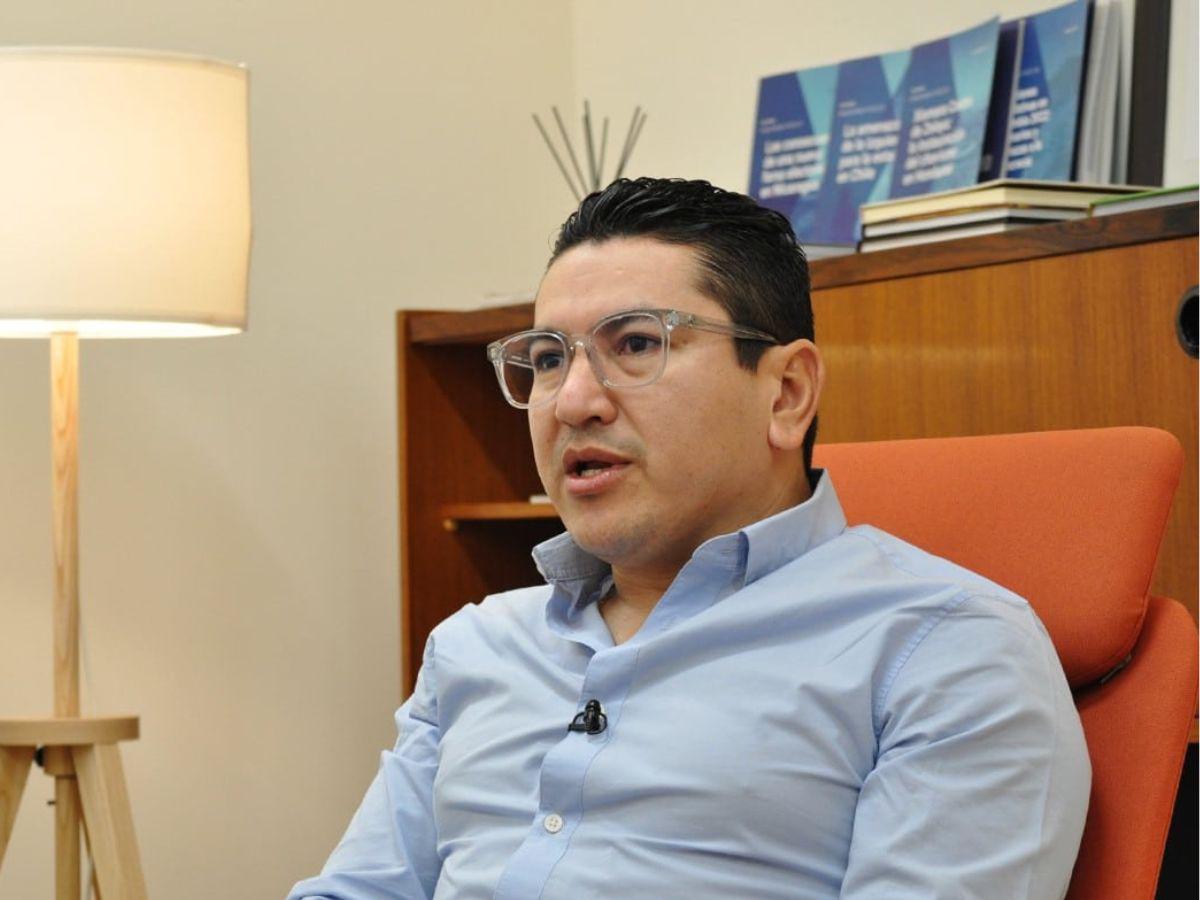 Novio de Carolina Lanza, entre los más votados del Partido Nacional en Yoro