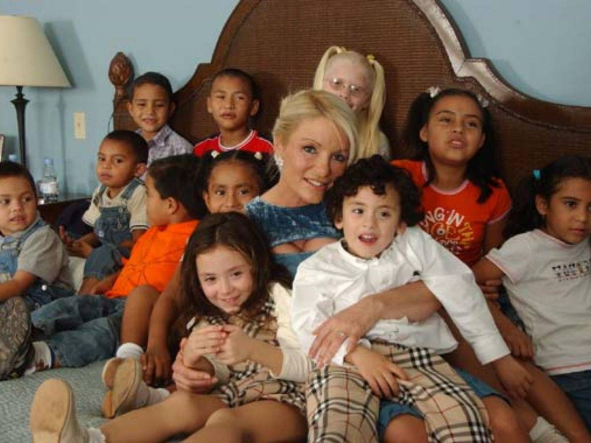 Aguas Ocaña cumple 63 años: la primera dama que trascendió lo político y lo social