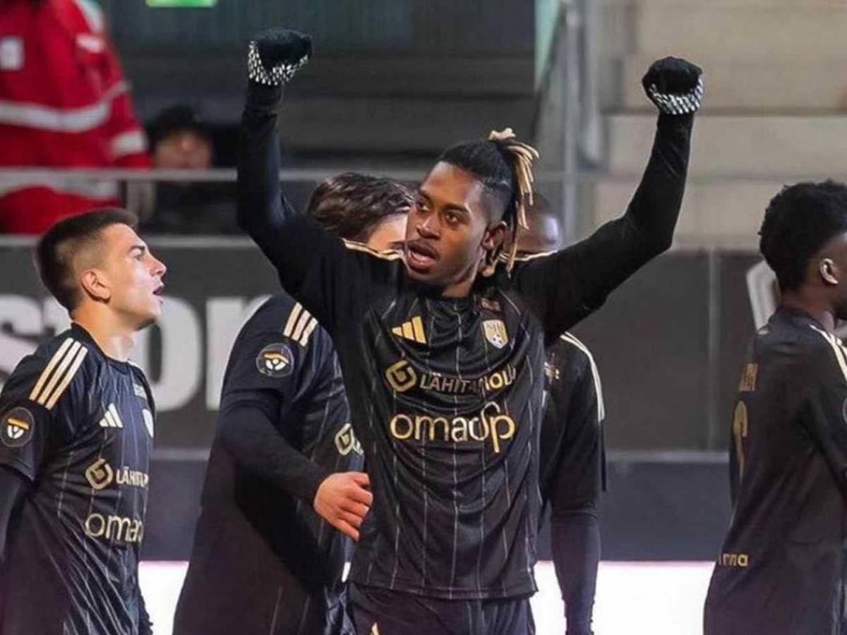 Pomponera de los tiktokers revela relación con un futbolista hondureño que juega en Europa