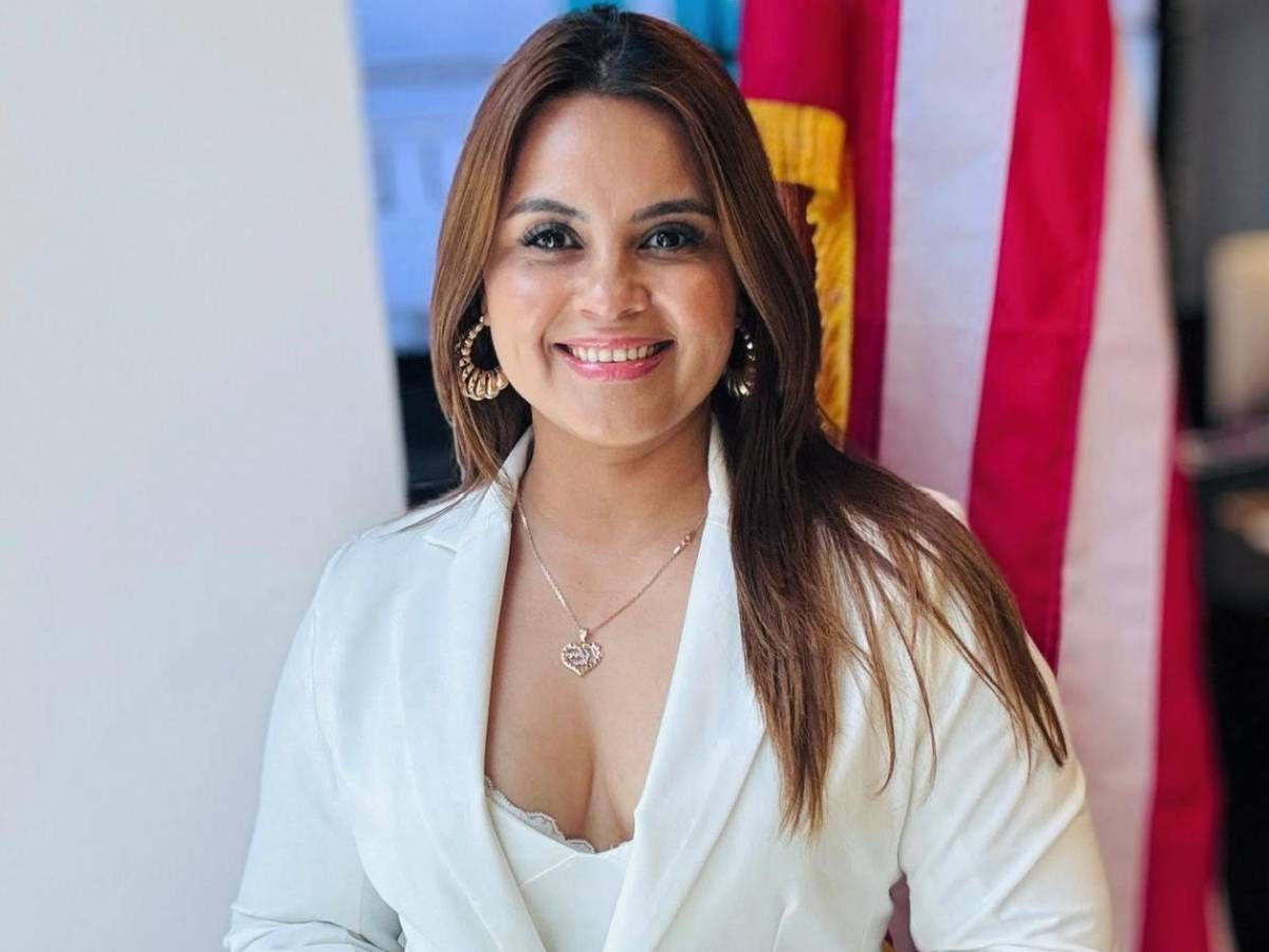 Clara, la bella esposa del exfutbolista hondureño que ayuda a los latinos en Estados Unidos