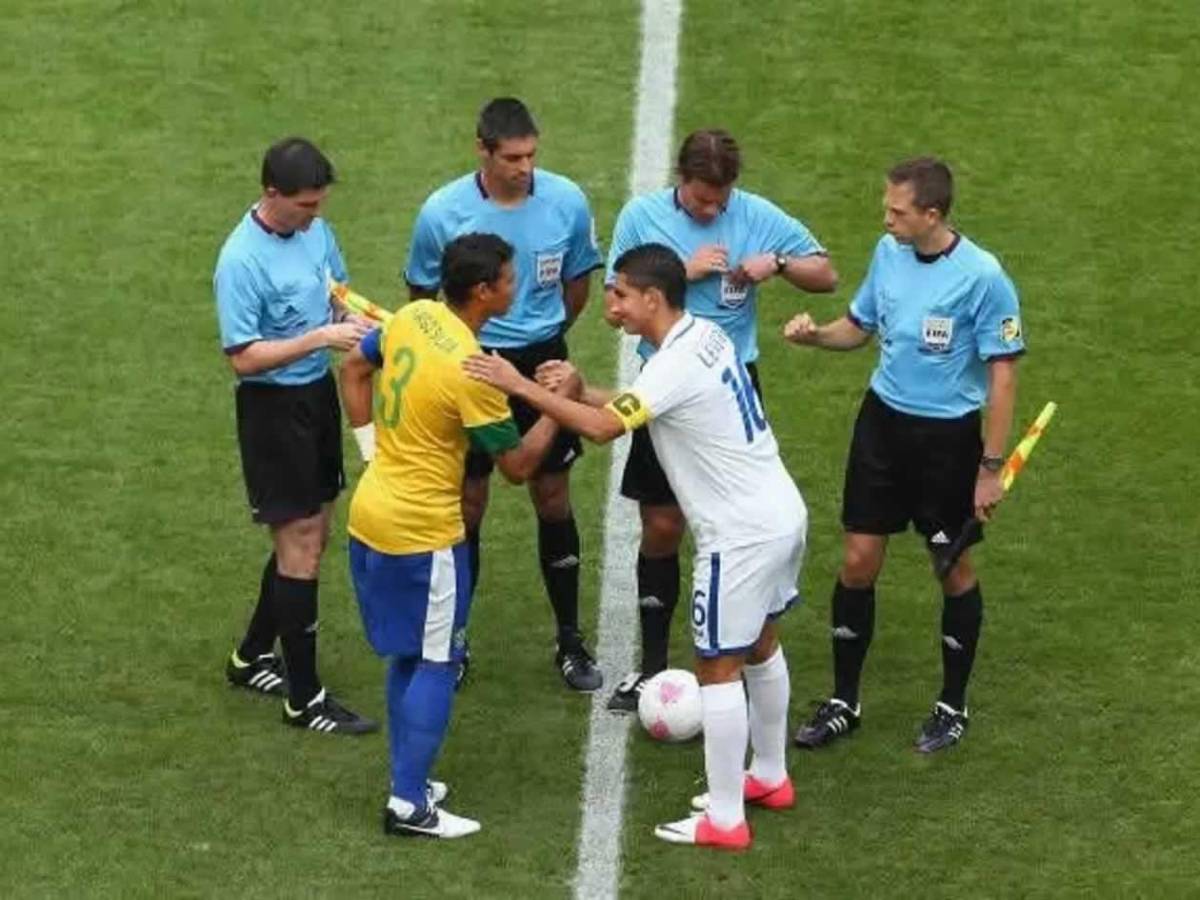 Johnny Leverón dejó el fútbol en silencio y ahora tiene nueva vida en EEUU: de qué trabaja