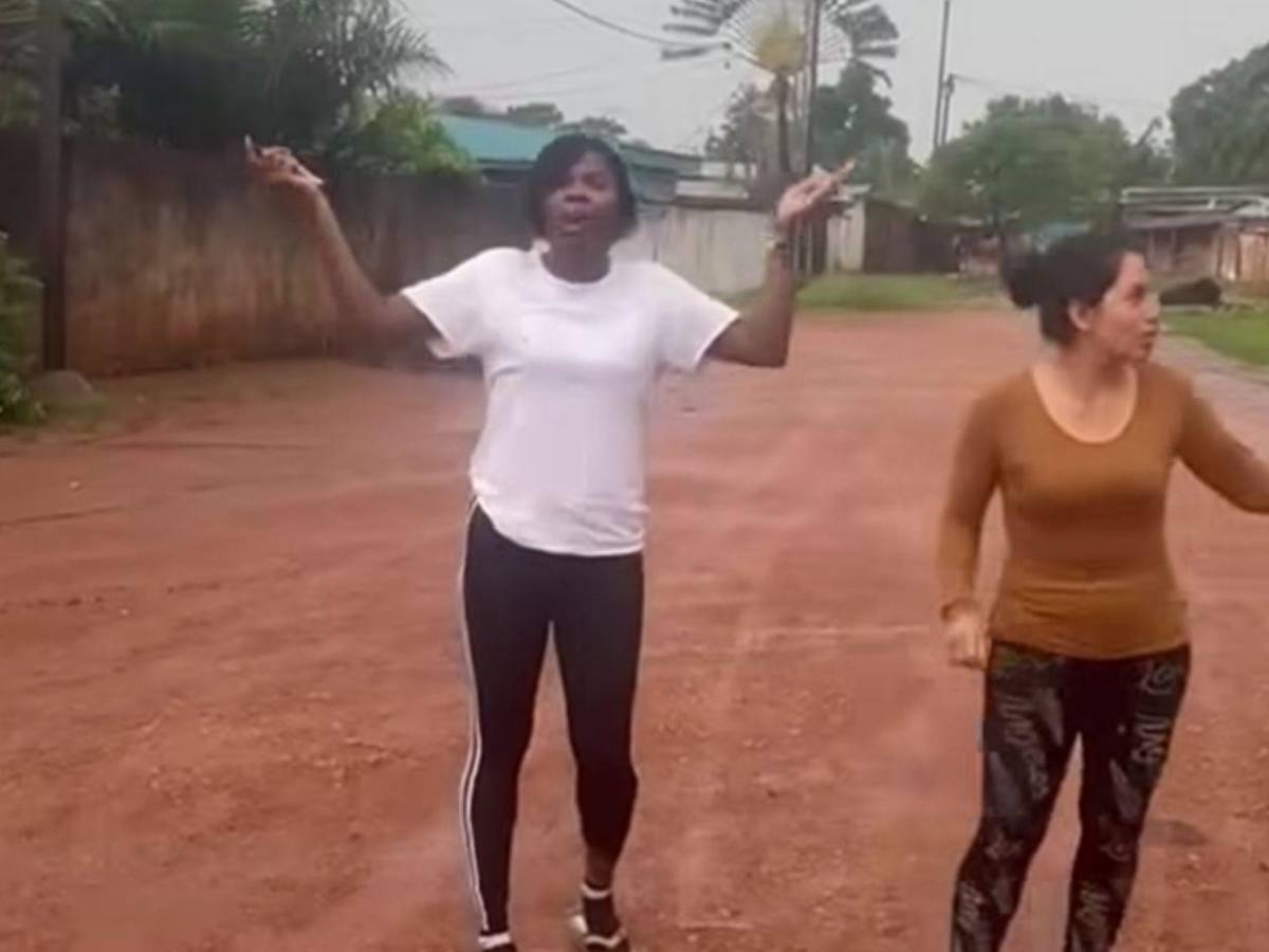 Inmigrantes denuncian maltratos y abandonan tras ser deportados de EE.UU. a África