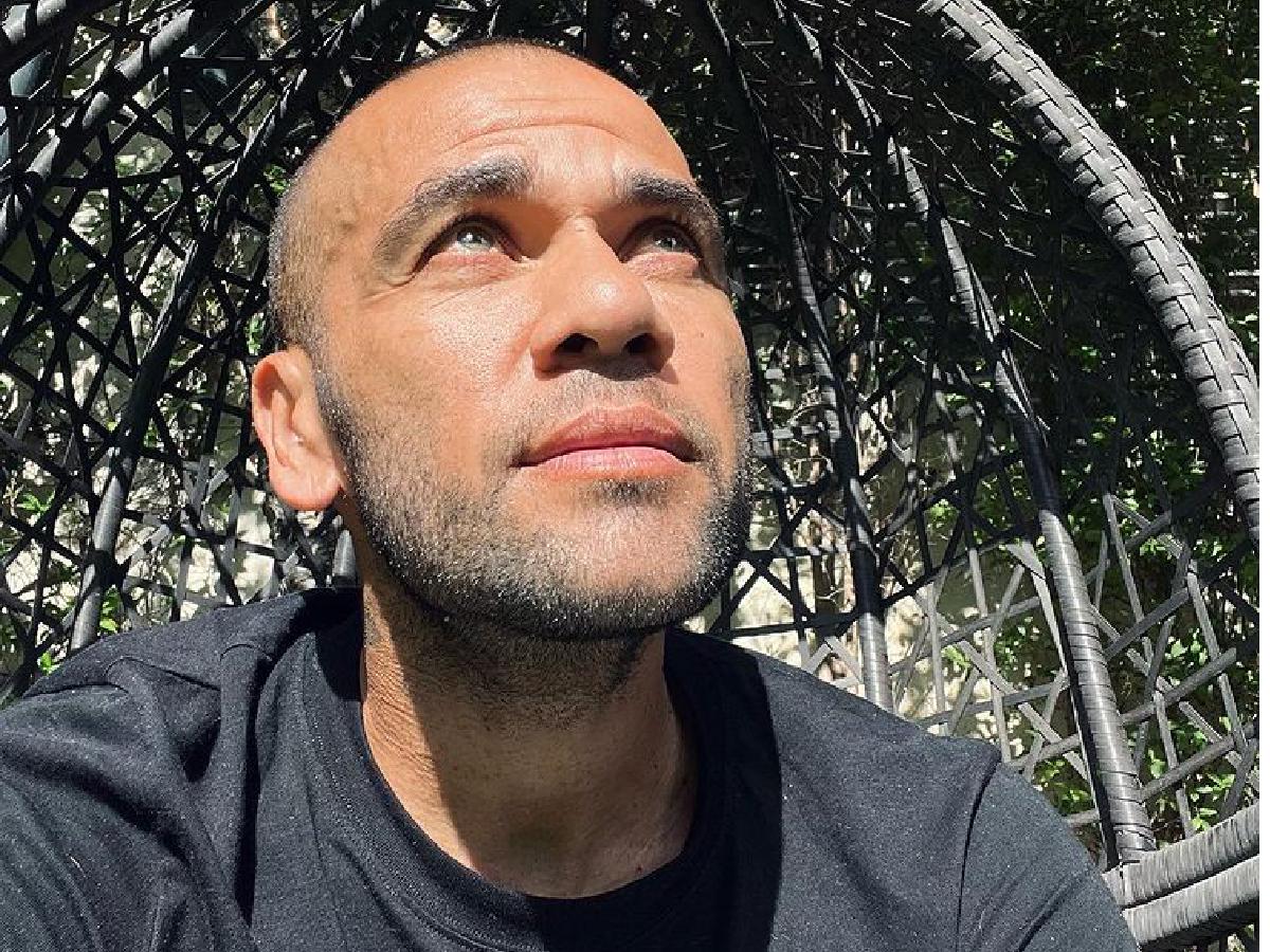 Testigos y un tatuaje acorralan a Dani Alves: “Puso la mano en...”