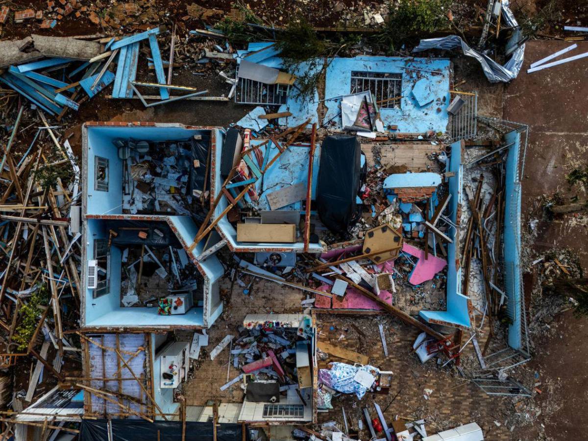 Imágenes que estremecen: así quedó Brasil tras devastador tornado