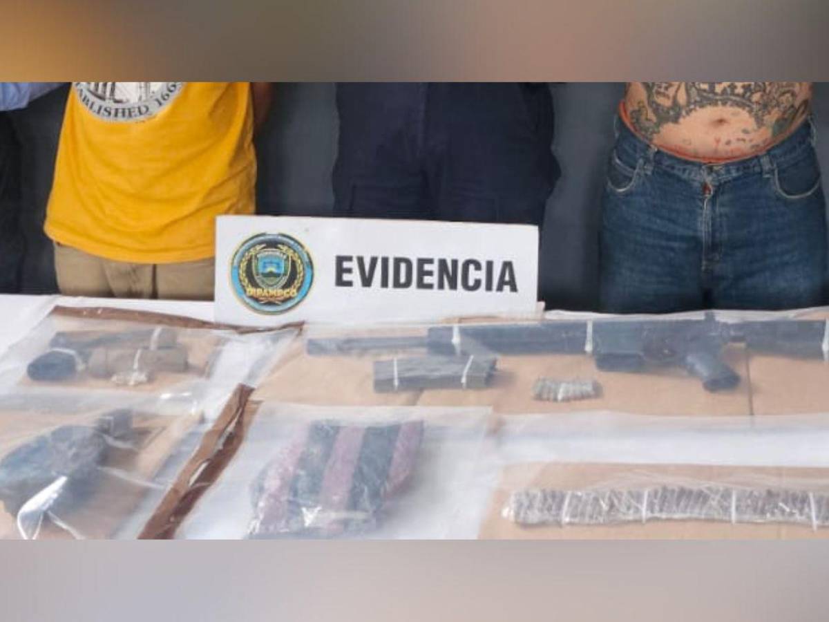 Capturan a Mencho junto a otros supuestos pandilleros de la MS-13 en La Lima