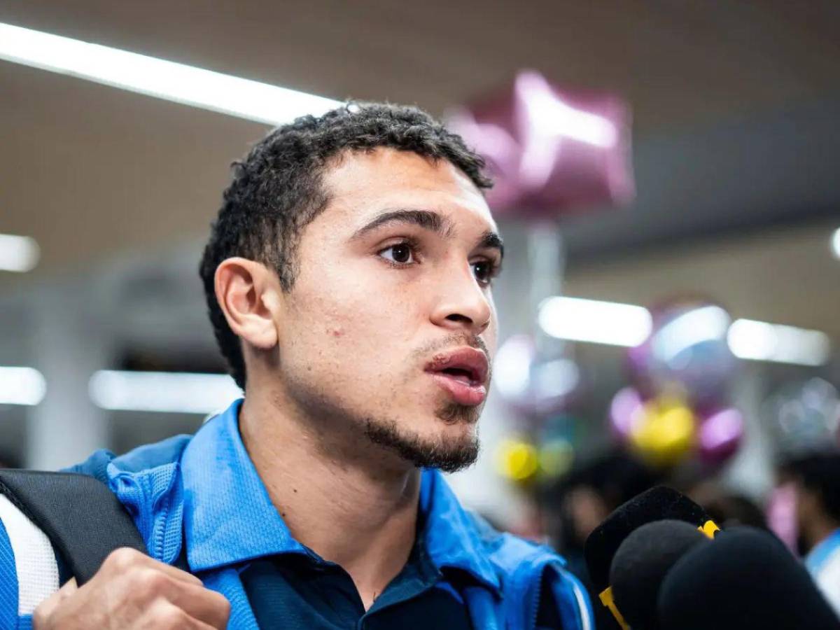 Rostros contentos: así fue la llegada de los seleccionados tras amistoso ante Perú