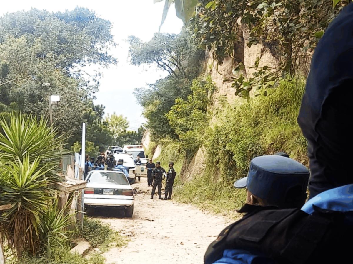 Anciano muere al caer en abismo de 25 metros en Tegucigalpa
