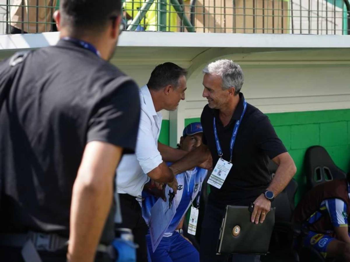 'Tota' Medina pierde la cabeza, festejo a lo Cristiano, mensaje al DT de Honduras en el Clásico y lindas chicas