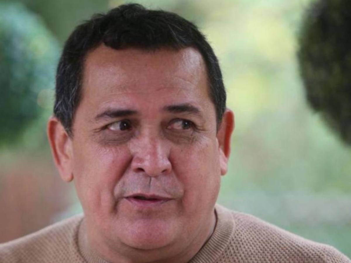 ¿Un campeón del mundo? Estos técnicos podrían llegar al Olimpia por Eduardo Espinel