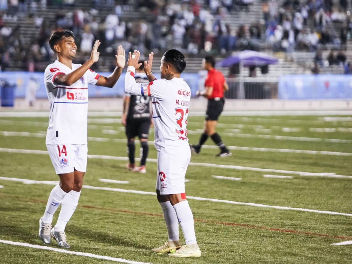 A los golpes Olimpia y Motagua: zafarrancho, expulsados y bellezas en New Orleans