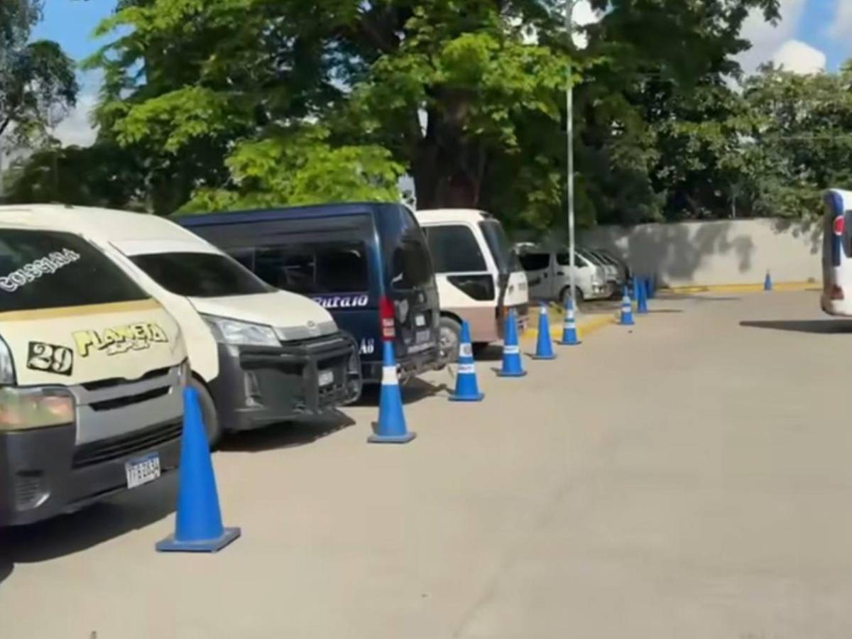 Decomisan 40 autobuses en San Pedro Sula: conductores sin licencia y menores al volante