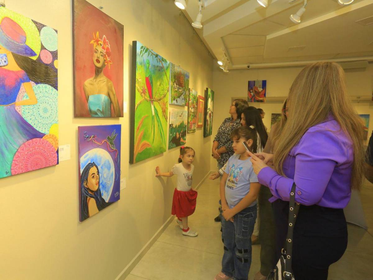 Reconocen a Carolina Vélez y Martha Abarca en Esencia de Mujer 2026