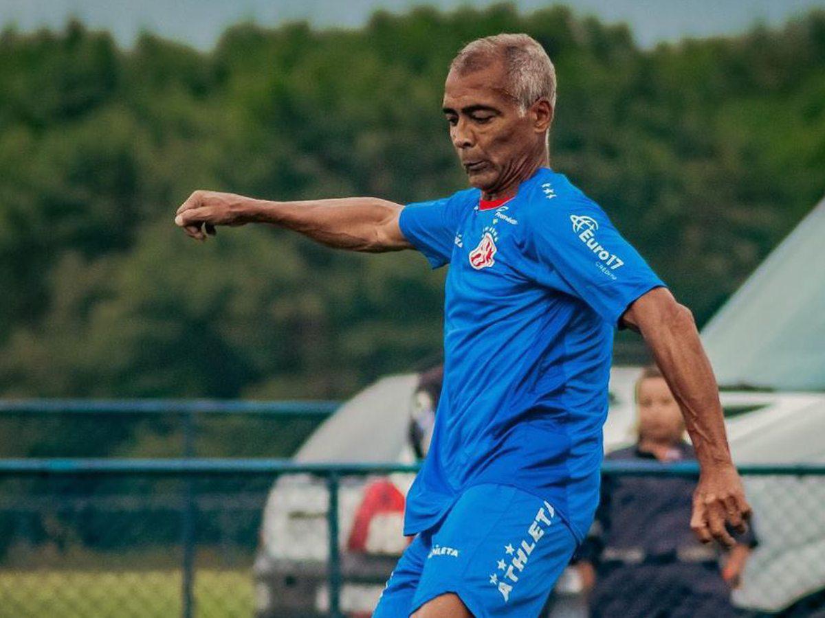 Romario sorprende volviendo al fútbol a su increíble edad, ¿la razón?