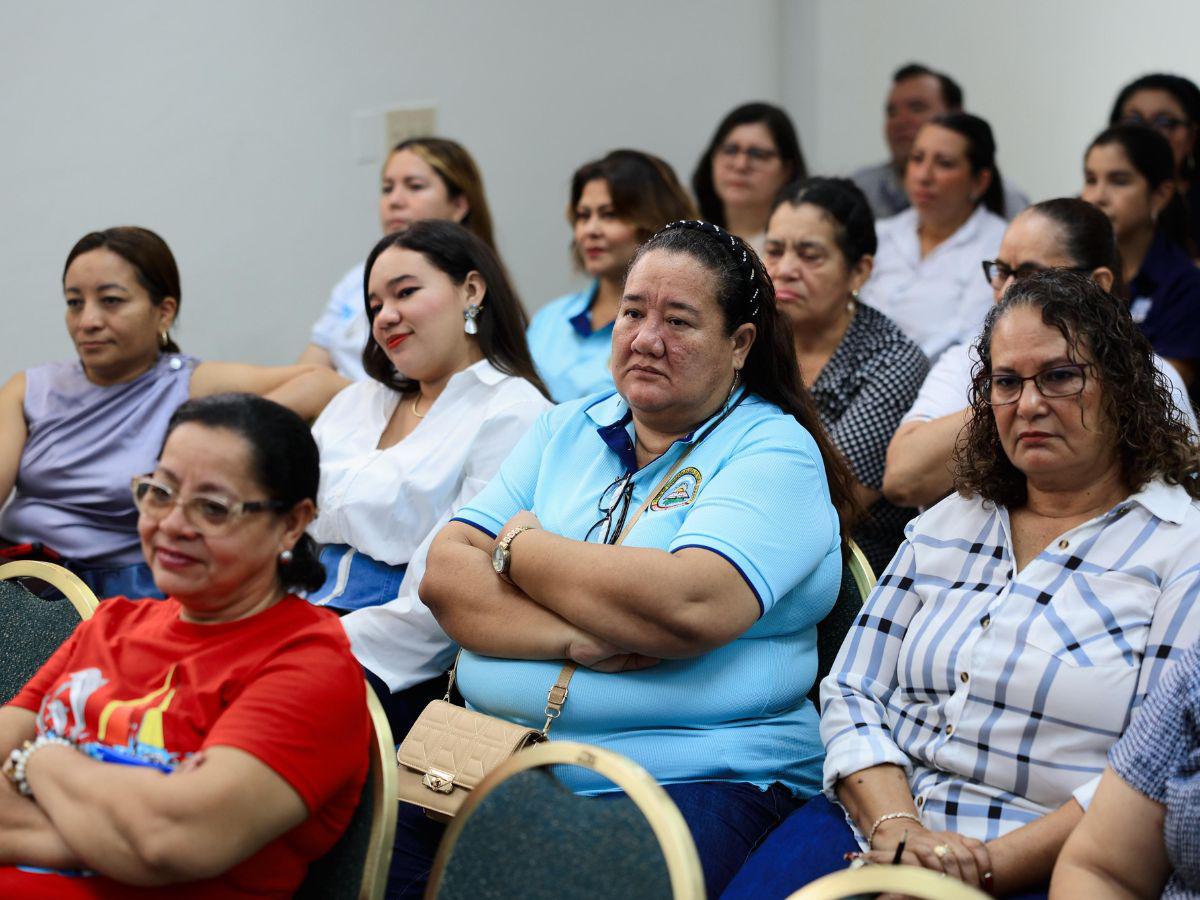 Así se impartió el taller de Mente Sana a docentes de San Pedro Sula