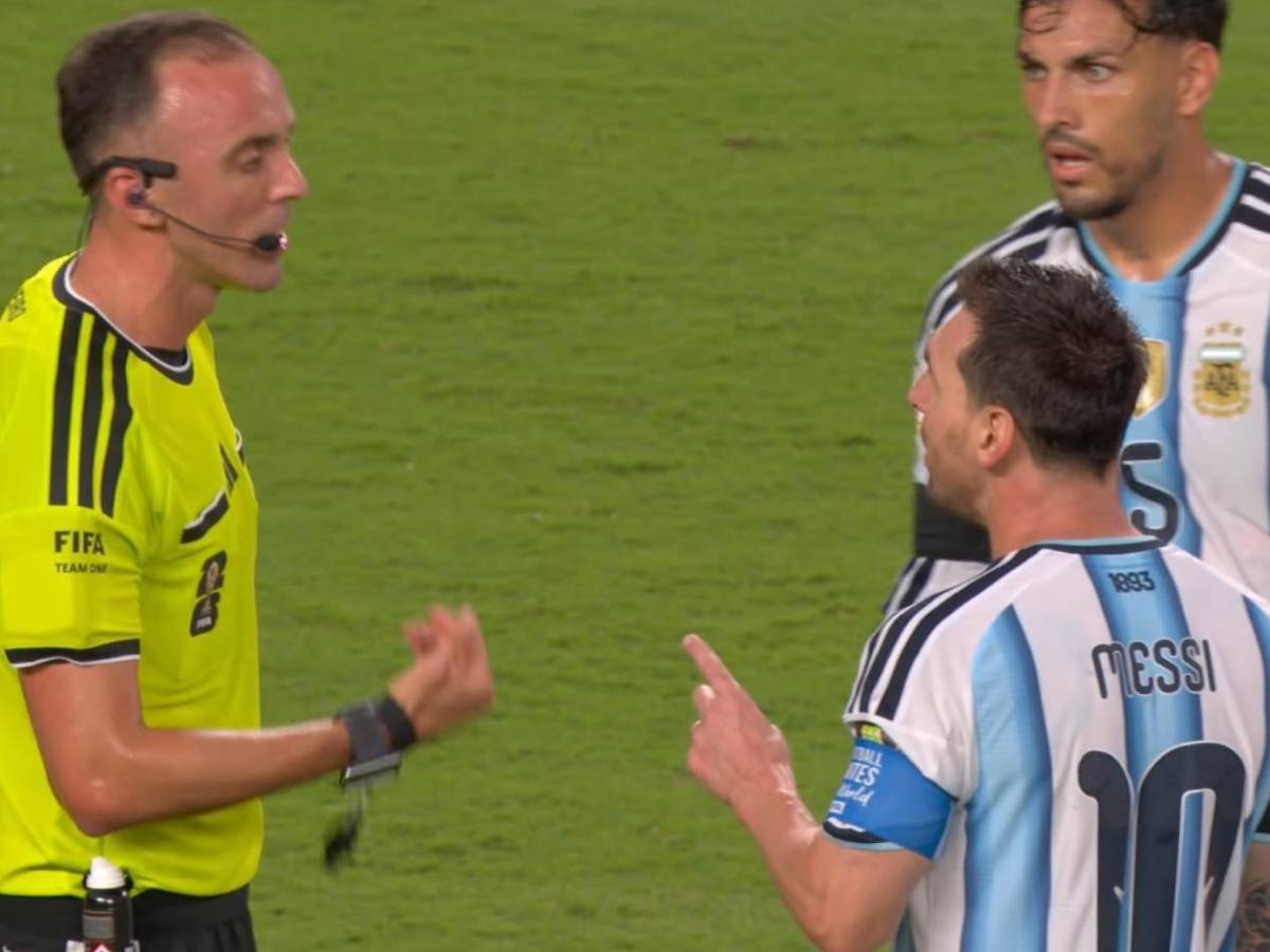 Escándalo tras conocerse lo que Messi le dijo al árbitro del Argentina - Suiza: Yo te hablé bien